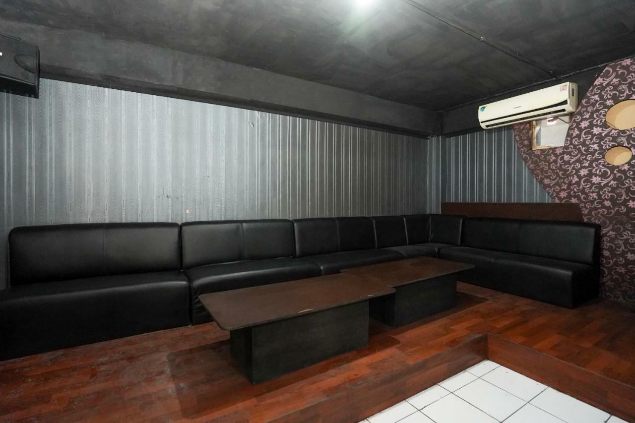 อิสทานา เปอร์มาตา ดิโนโย Hotel สุราบายา ภายนอก รูปภาพ